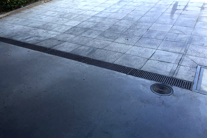 540x400